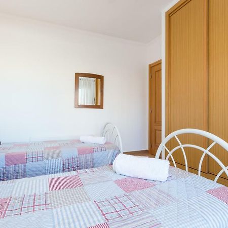 Edificio Rocha Vau Beach Apartment Портиман Экстерьер фото